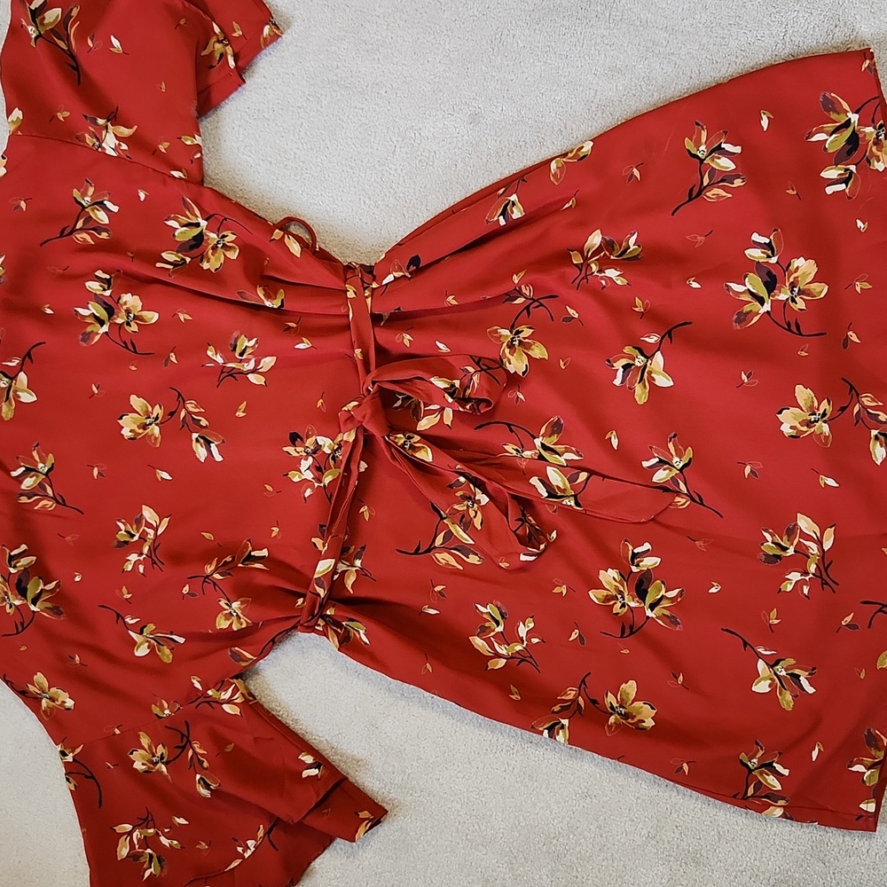 Floral Layered Bell Rust Sleeve Dress - Small